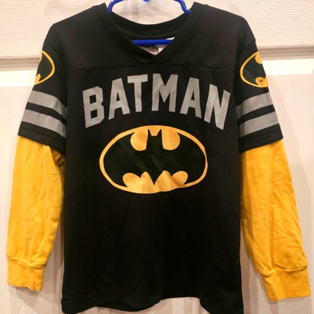 DC Comics Batman Gothem City Long Sleeve Graphic Shirt,